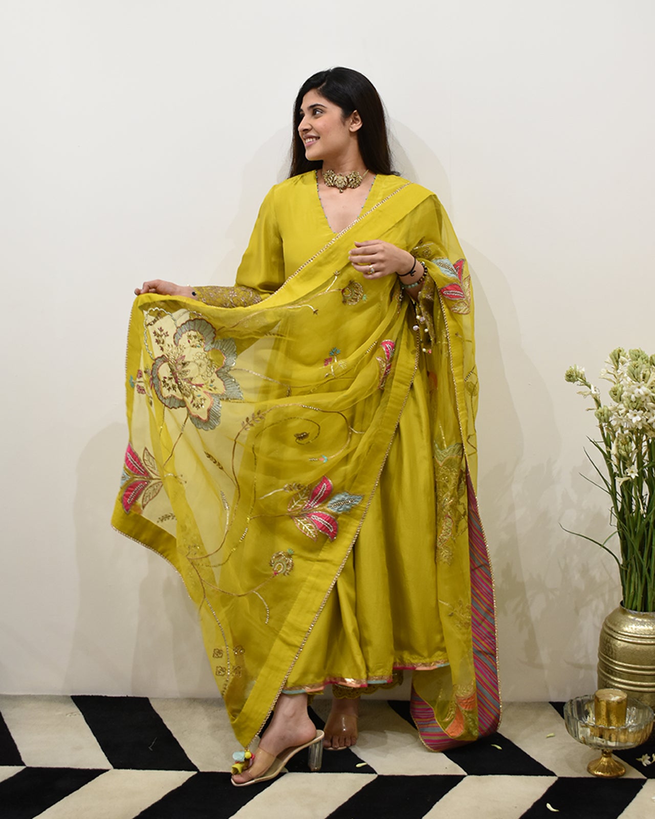 EXCLUSIVE EDIT SHADOW PRINT FRONT PUCKERING KURTA SET