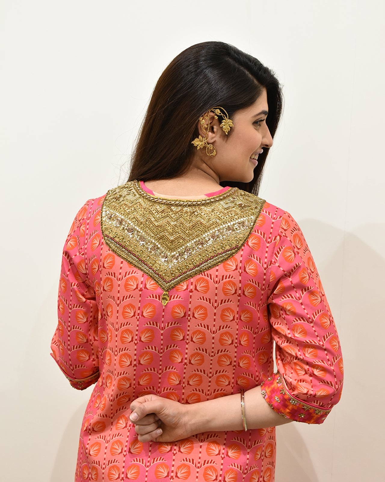 EXCLUSIVE EDIT TISSUE YOKE KURTA SET