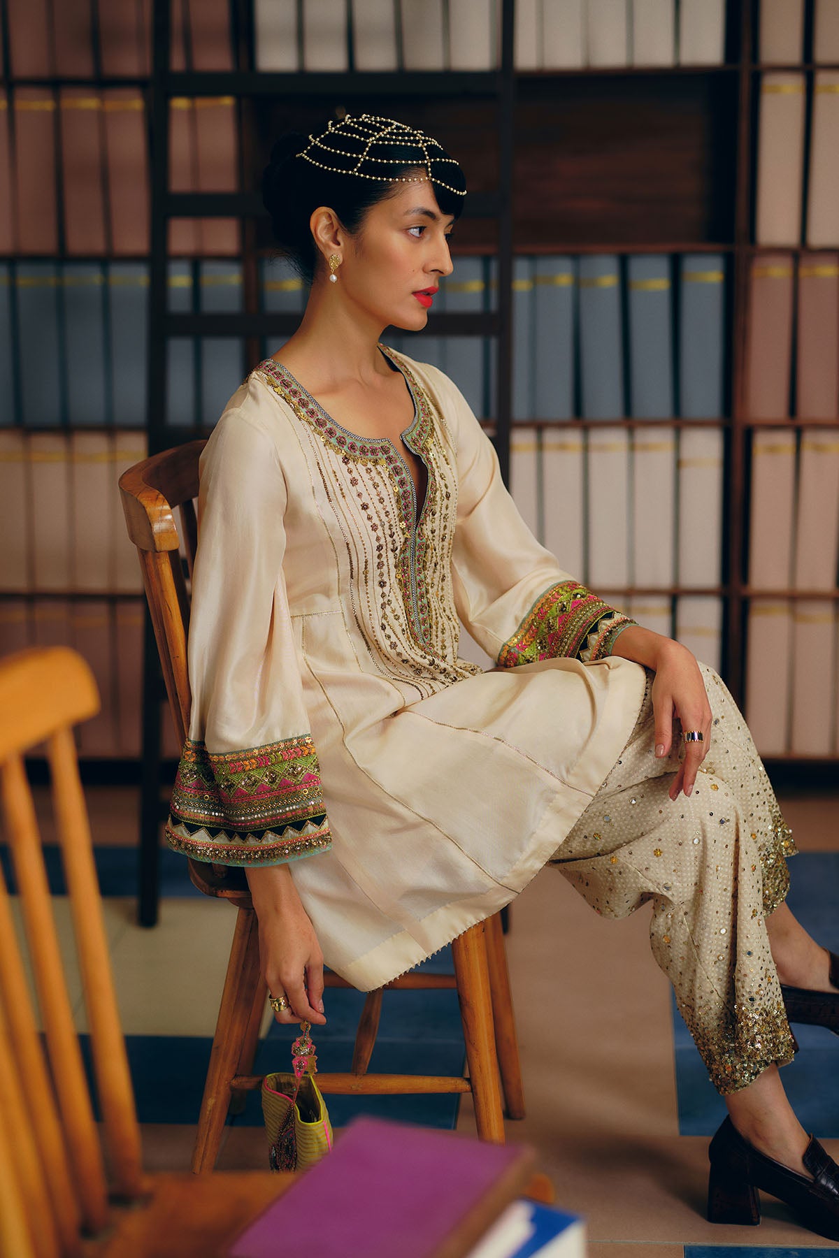 NILOUFER IVORY SHORT SIDE KALI KURTA SET