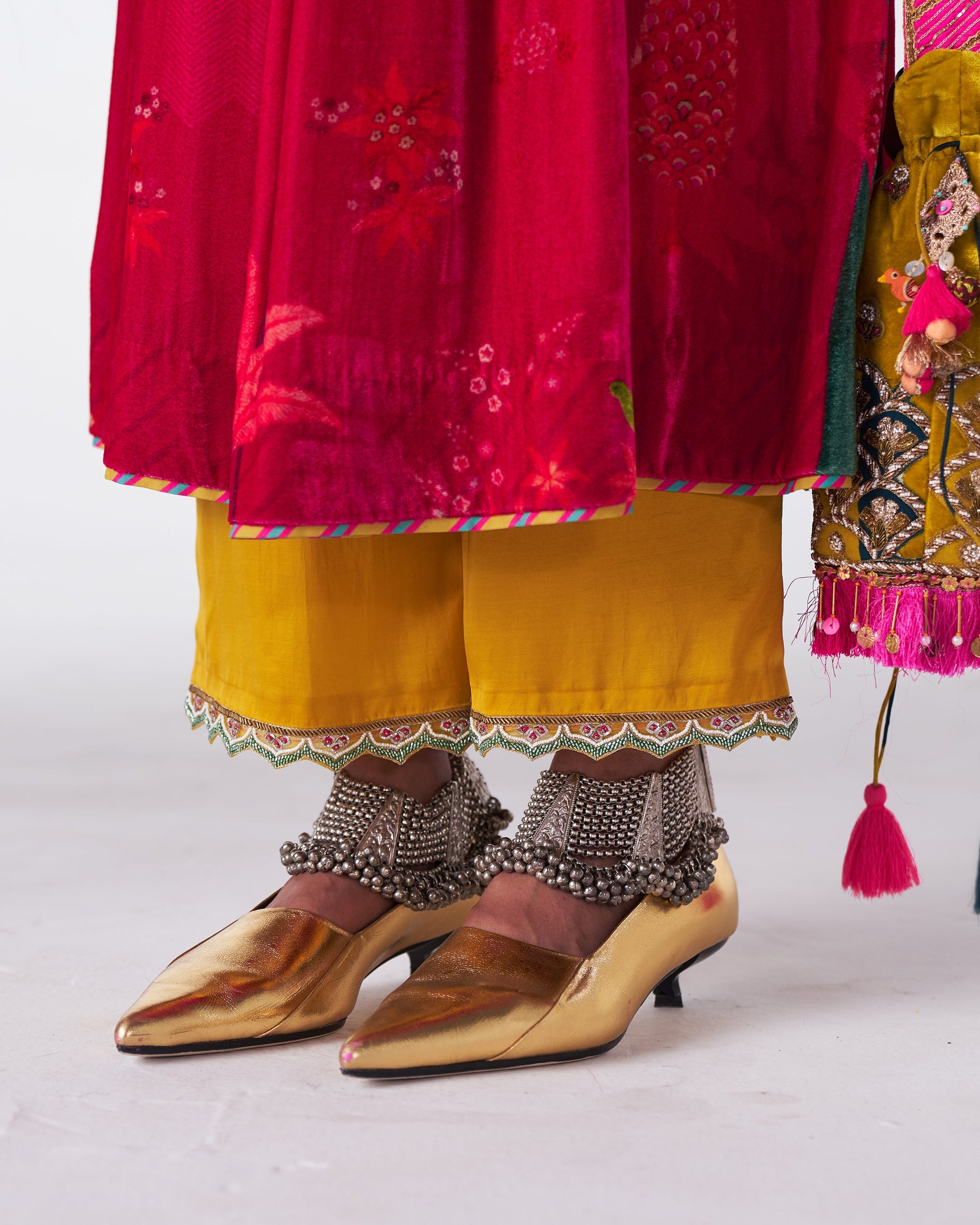 Sakhi Magenta Velvet Bell Sleeve Kurta Set