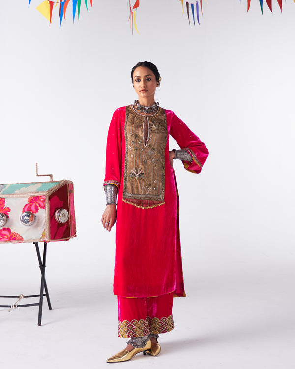 Sakhi Hot Pink Long Yoke Velvet Kurta Set