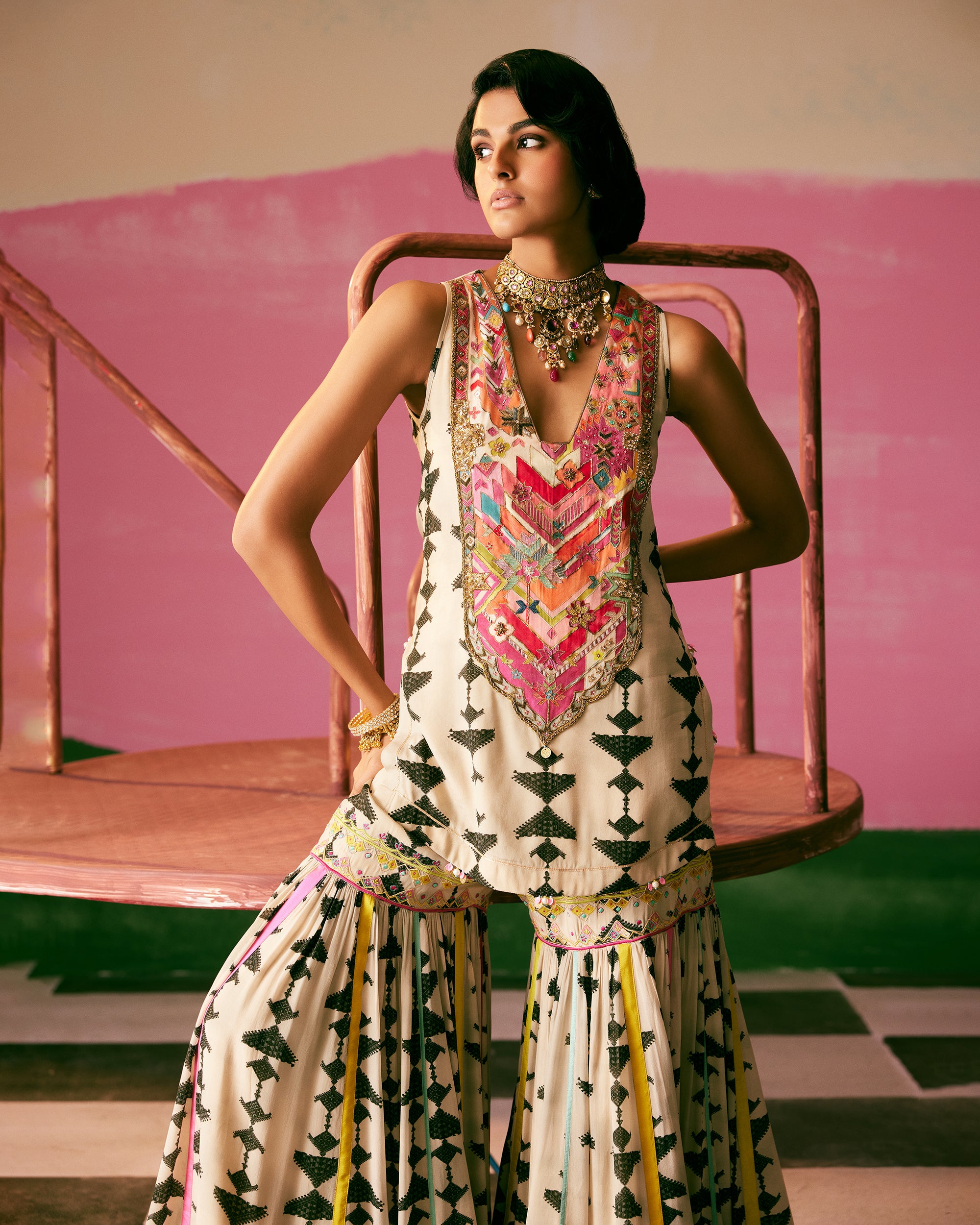 Shop Eid Outfits In UAE | Elegant Arab Eid Dresses for Women Raji Ramniq Shop Eid Outfits In UAE | Elegant Arab Eid Dresses for Women Raji Ramniq