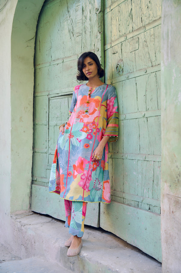 Safar Floral Linen Grey Kurta Set