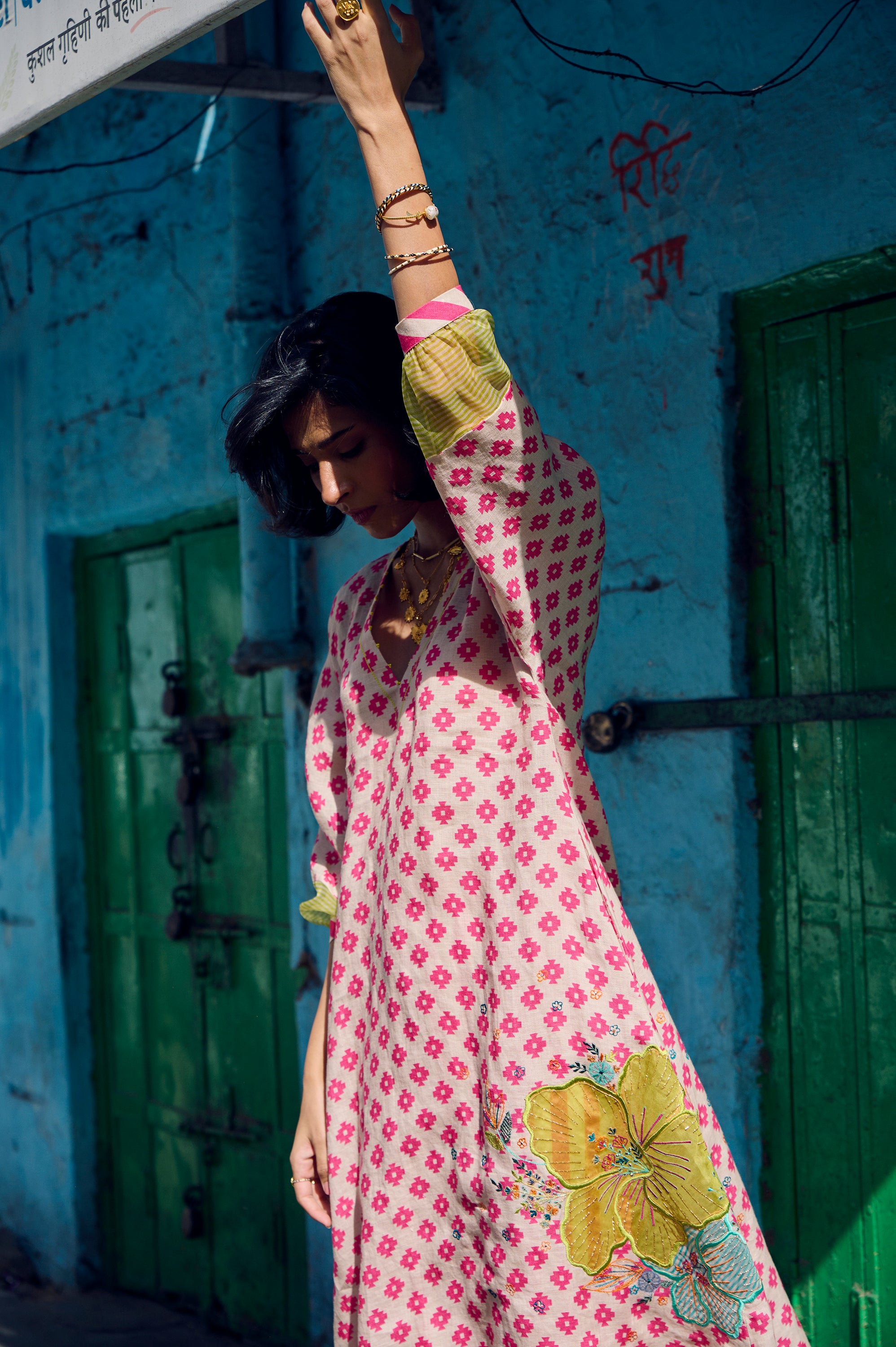 Safar Flower Embroidered Linen Kaftan Kurta Set