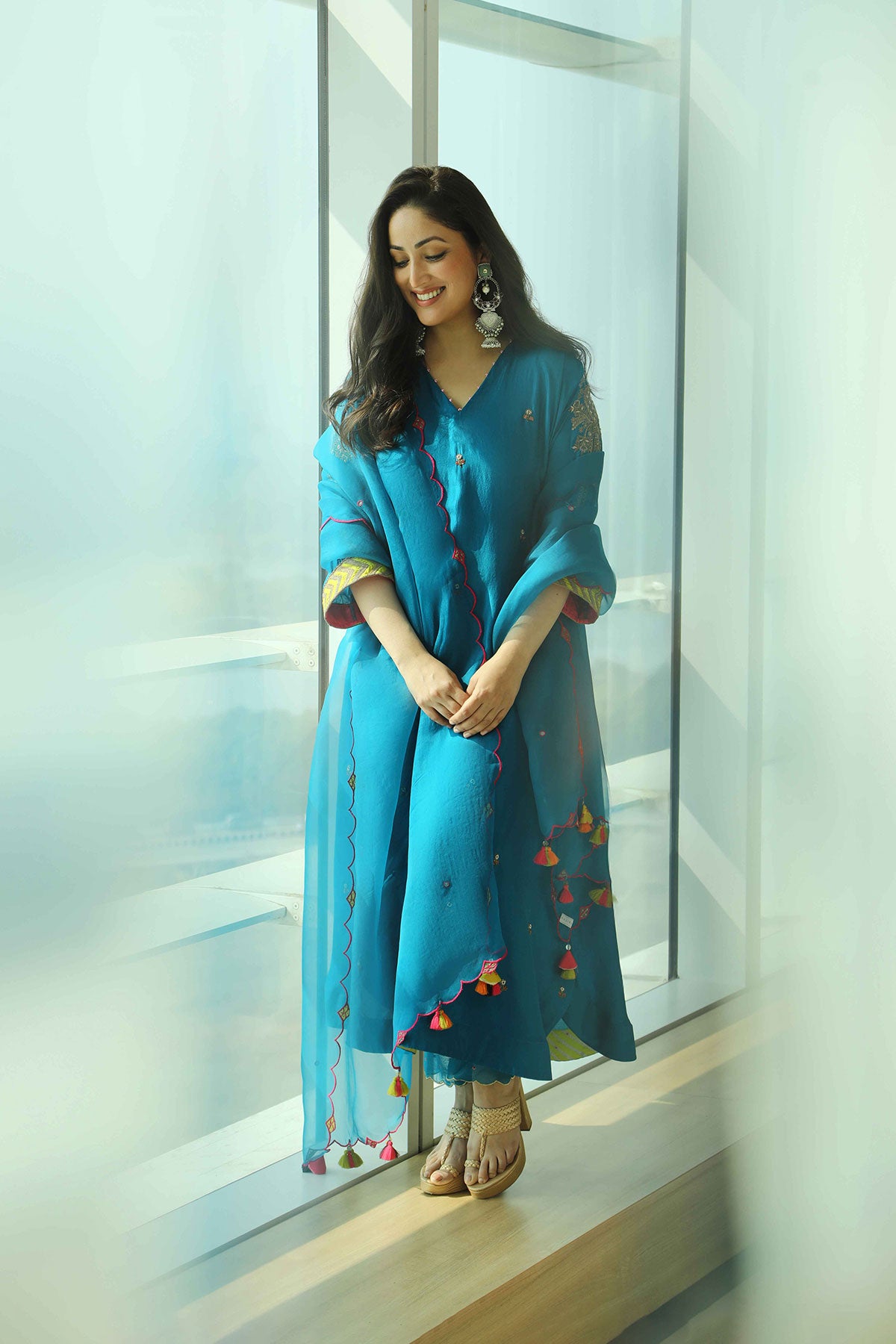 Yami Gautam Teal Blue Silk Booti Kaftan Kurta Set