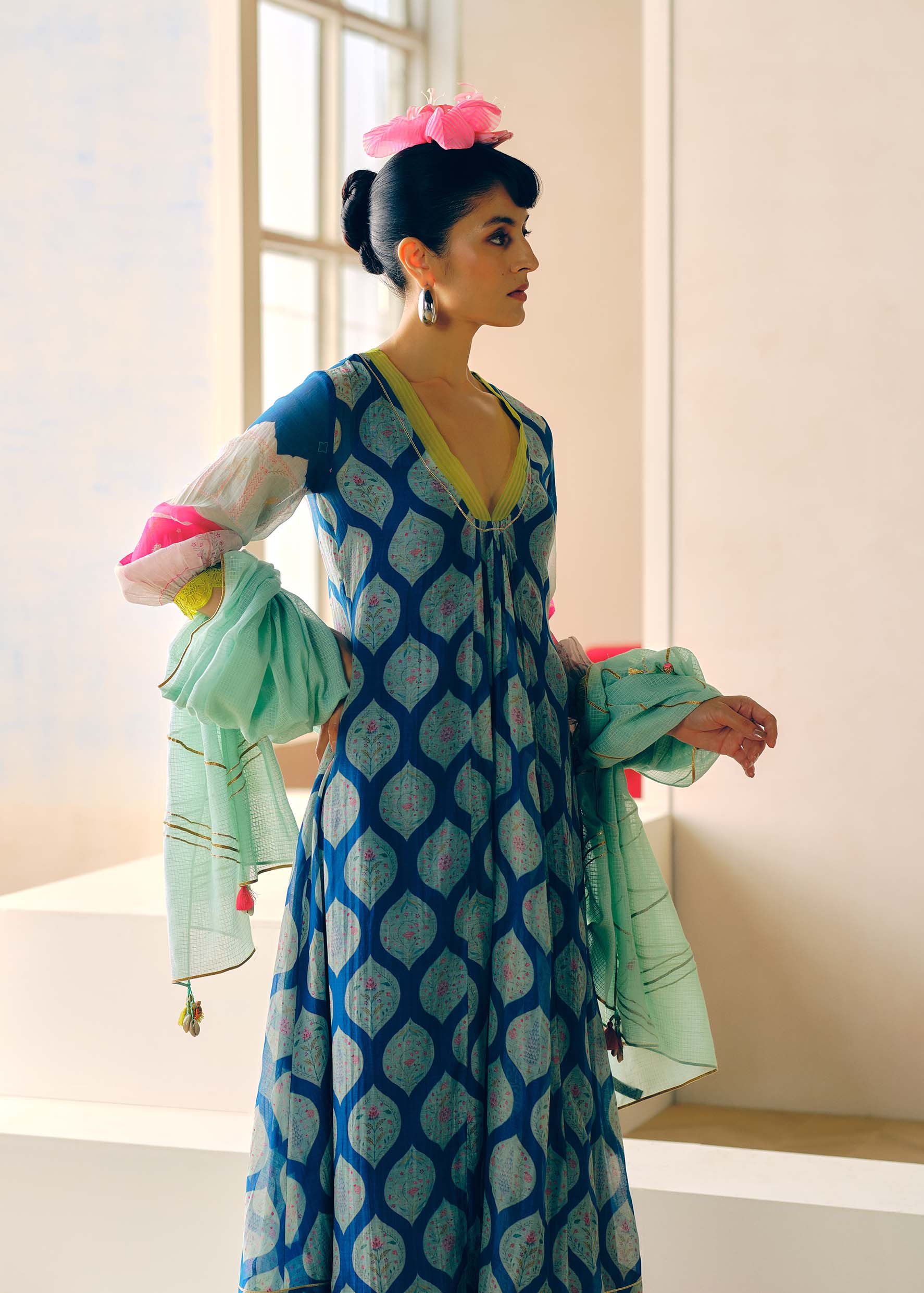 Zyra Teal Blue Mehzbeen Printed Kurta Set