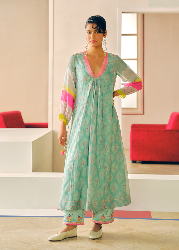 Zyra Powder Blue Mehzbeen Printed Kurta Set