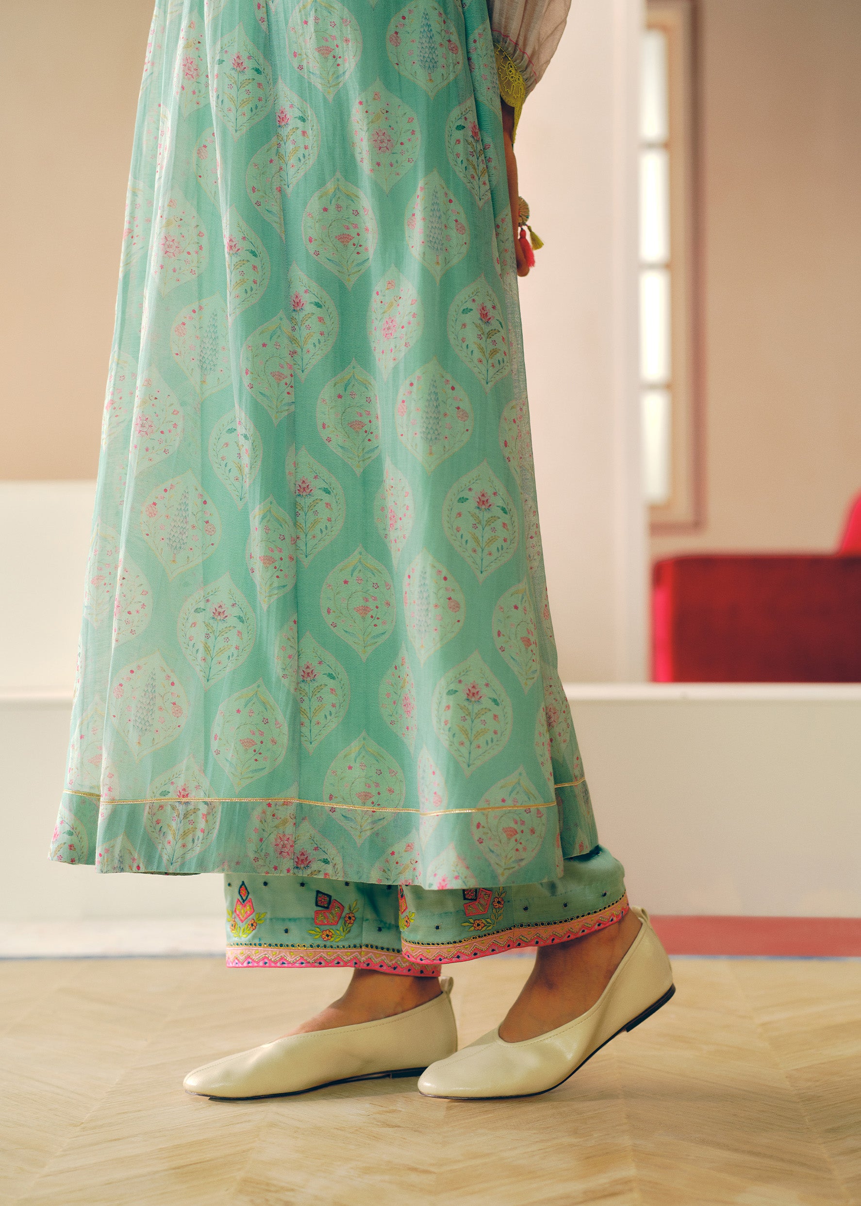 Zyra Powder Blue Mehzbeen Printed Kurta Set