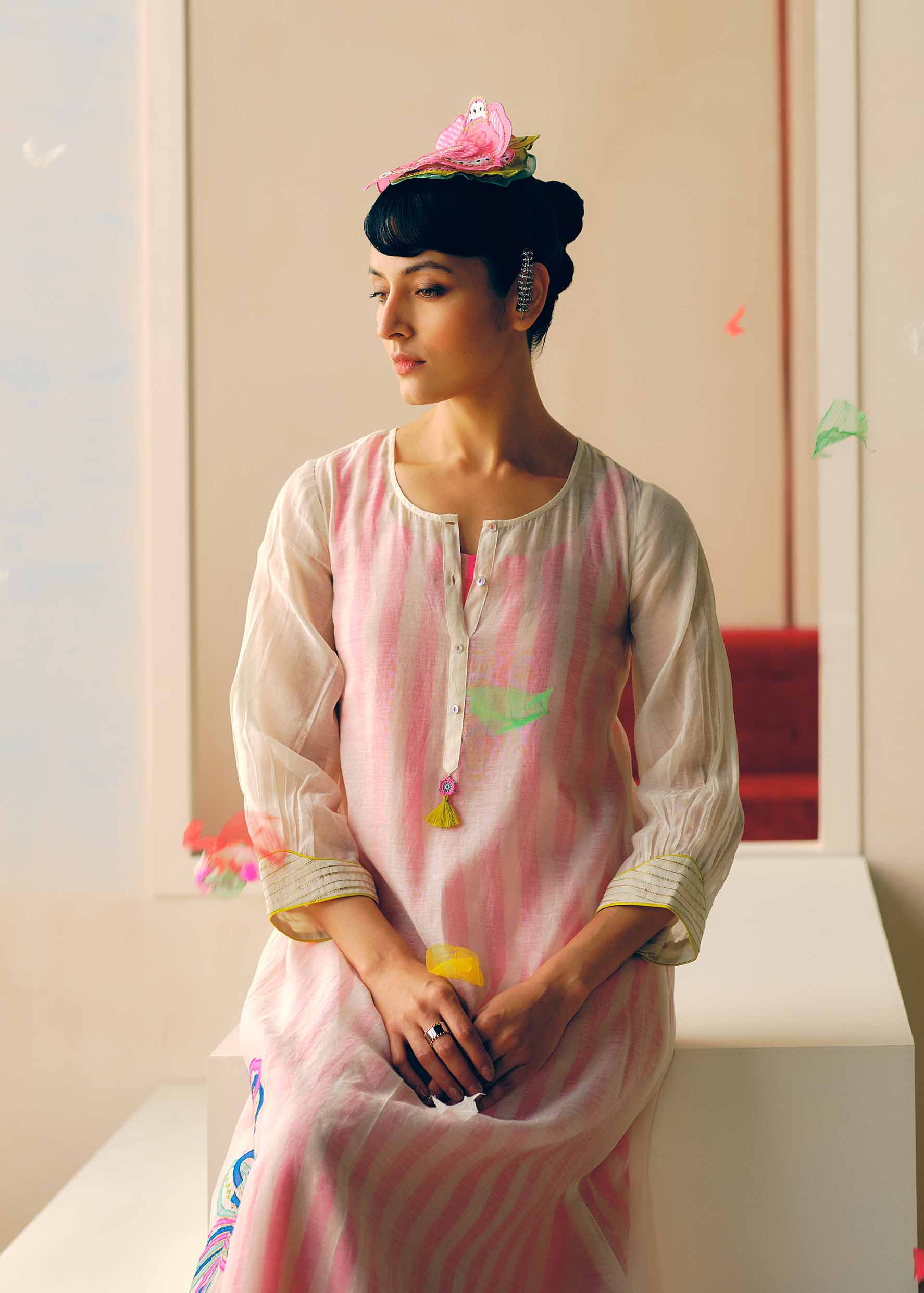 Zyra Ivory - Pink Stripe Big Flower Kurta Set